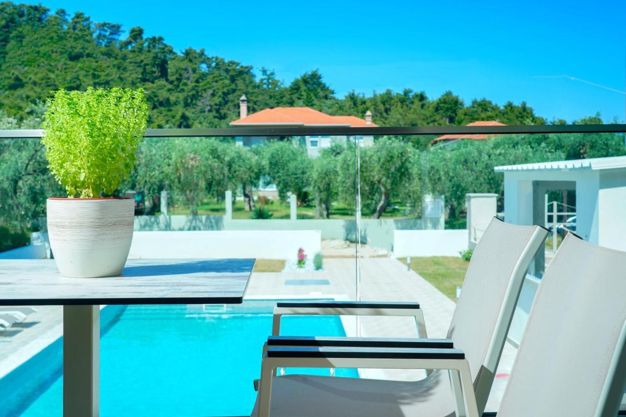 Aquamarine Luxury Hotel *